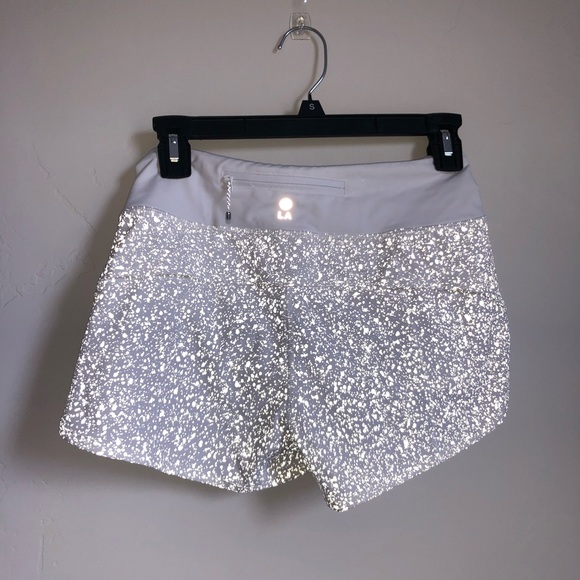 lululemon athletica Pants - Lululemon LA Marathon Speed Shorts